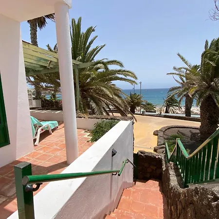 Holiday home House In First Line Of The Beach Terraces Close To Surf And Shops *